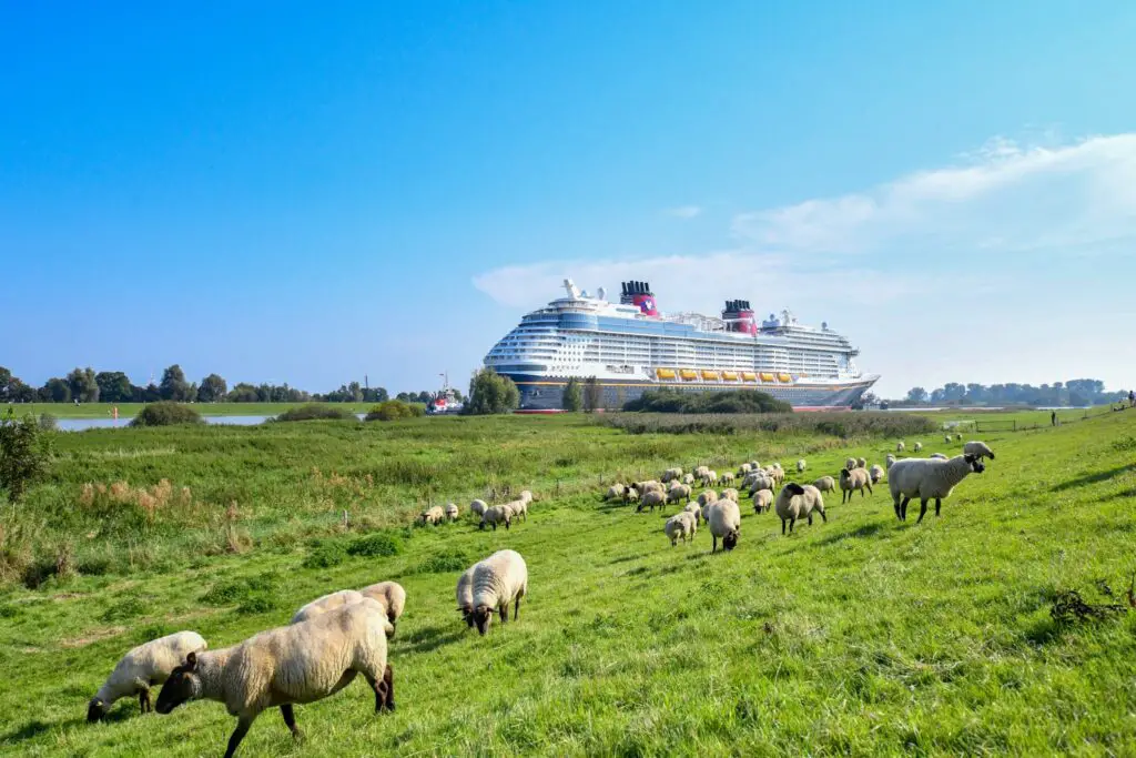 Disney Treasure Leaves Meyer Werft Shipyard Toward Open Water for the First Time 4