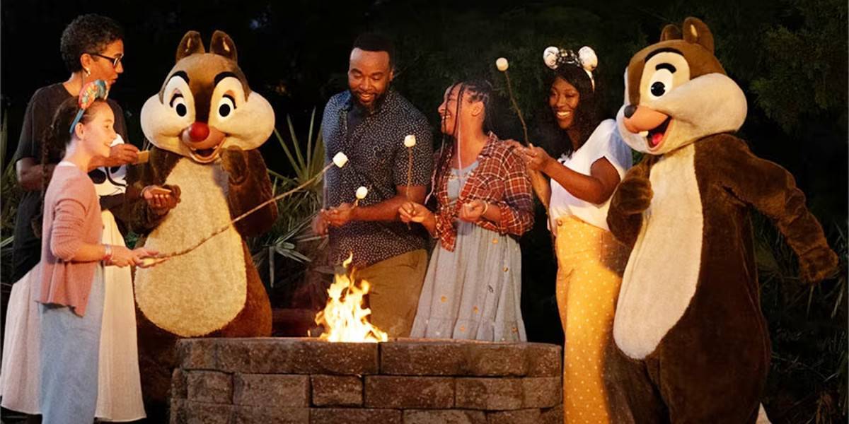 Chip ‘n’ Dale’s Campfire Sing-Along at Fort Wilderness Resort