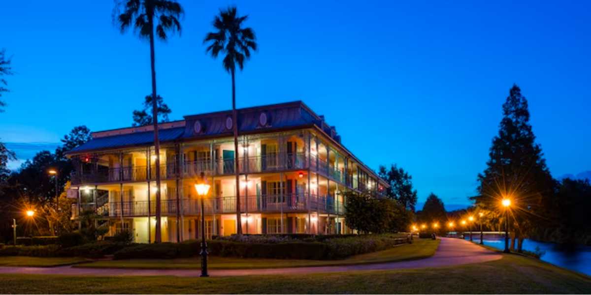 Port Orleans French Quarter at night