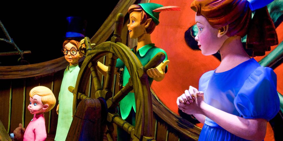 Peter, John, and Wendy animatronics on Peter Pan's Flight at Disneyland