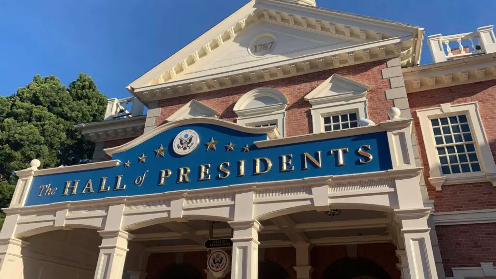 Hall of Presidents Donald Trump 2