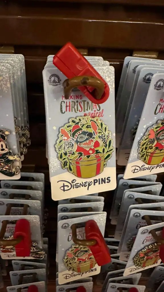 Disney Holiday Pins