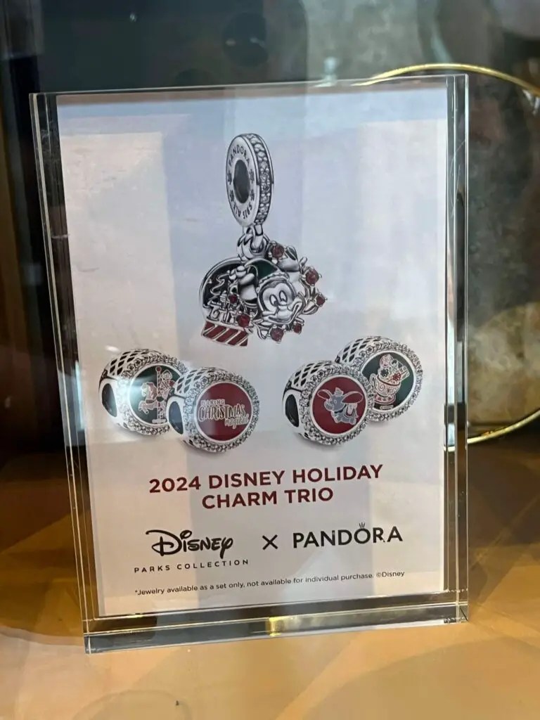 2024 Holiday Pandora Charms