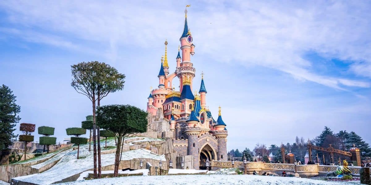 Snow at Disneyland Paris