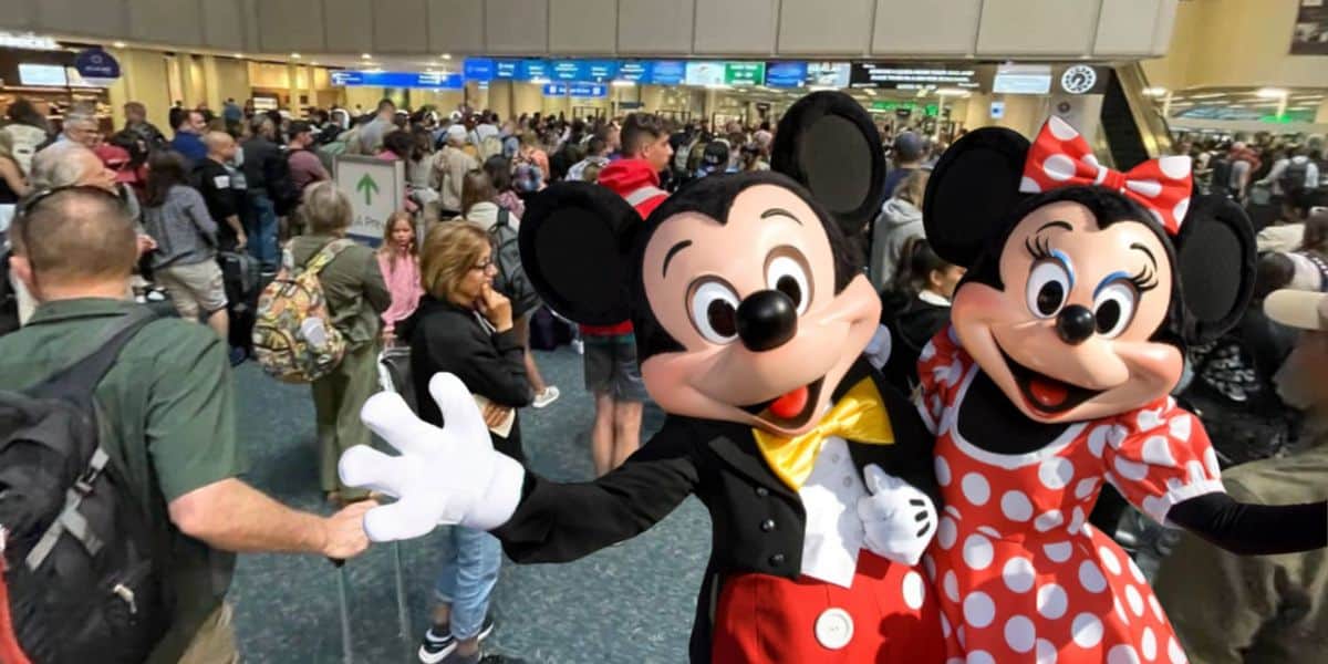 Florida Orlando Airport suffers massive crowds.