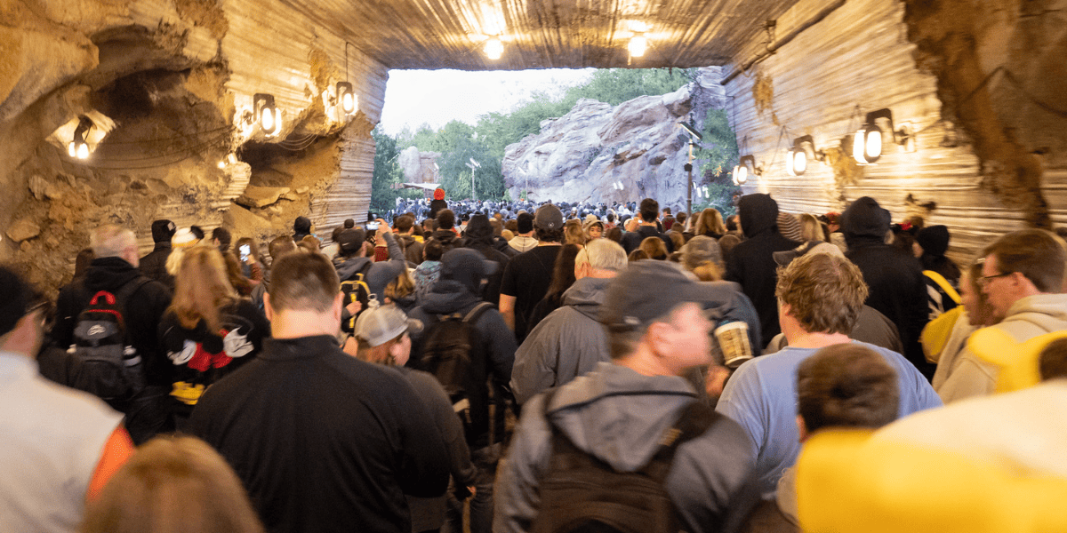 Star Wars: Galaxy's Edge entrance.