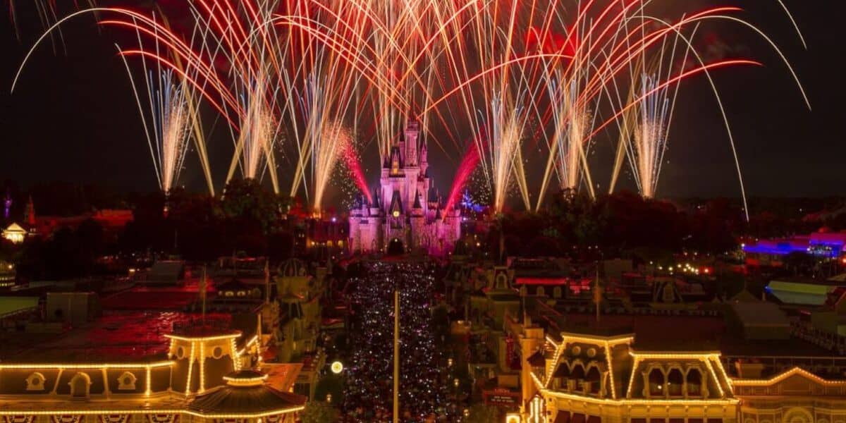 Fourth of July fireworks at Magic Kingdom