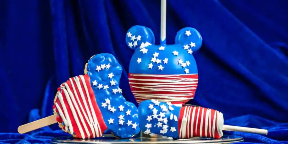 Various patriotic 4th of July desserts at Disney Parks