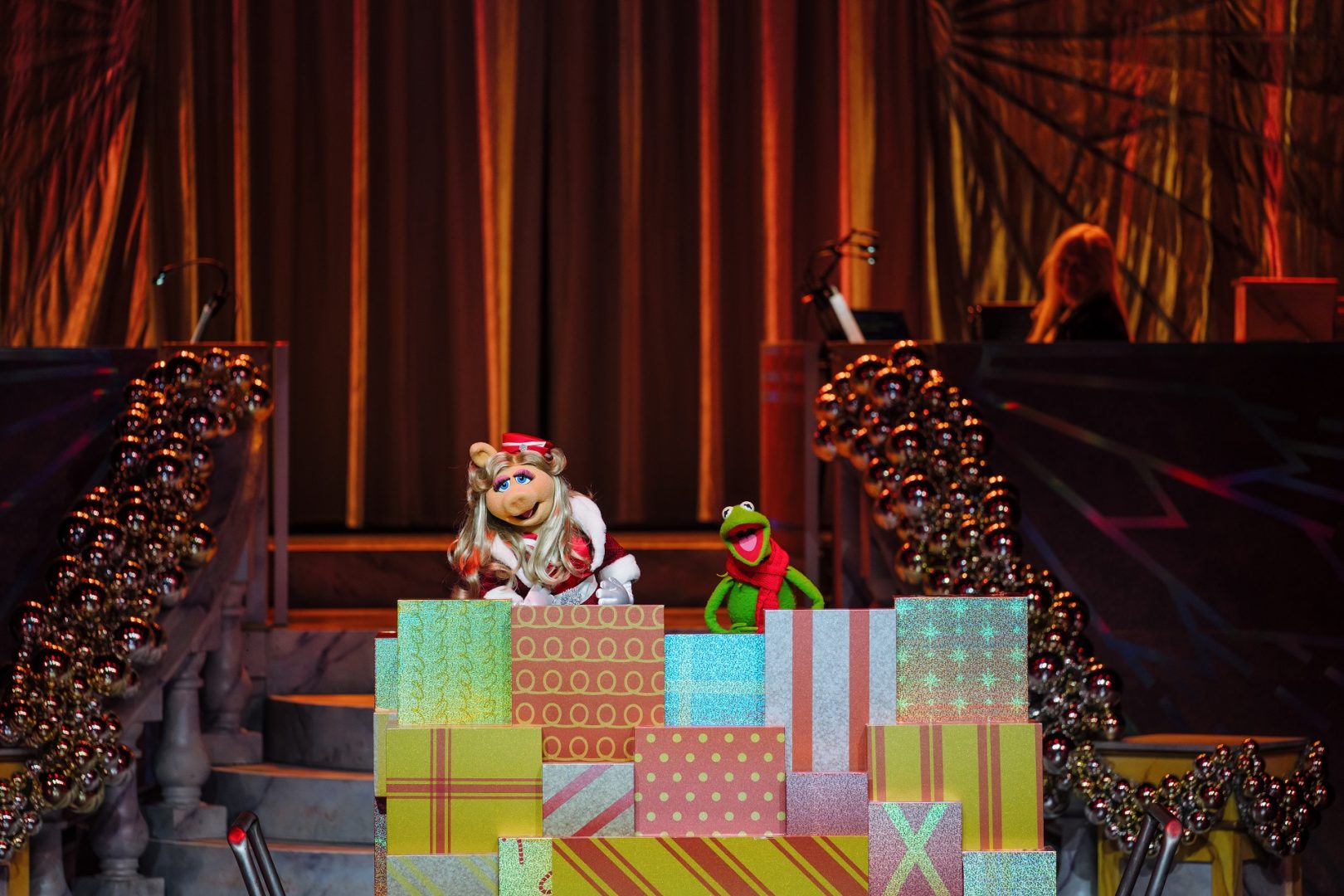 Muppets Jollywood Nights Disney Holidays in Hollywood Show