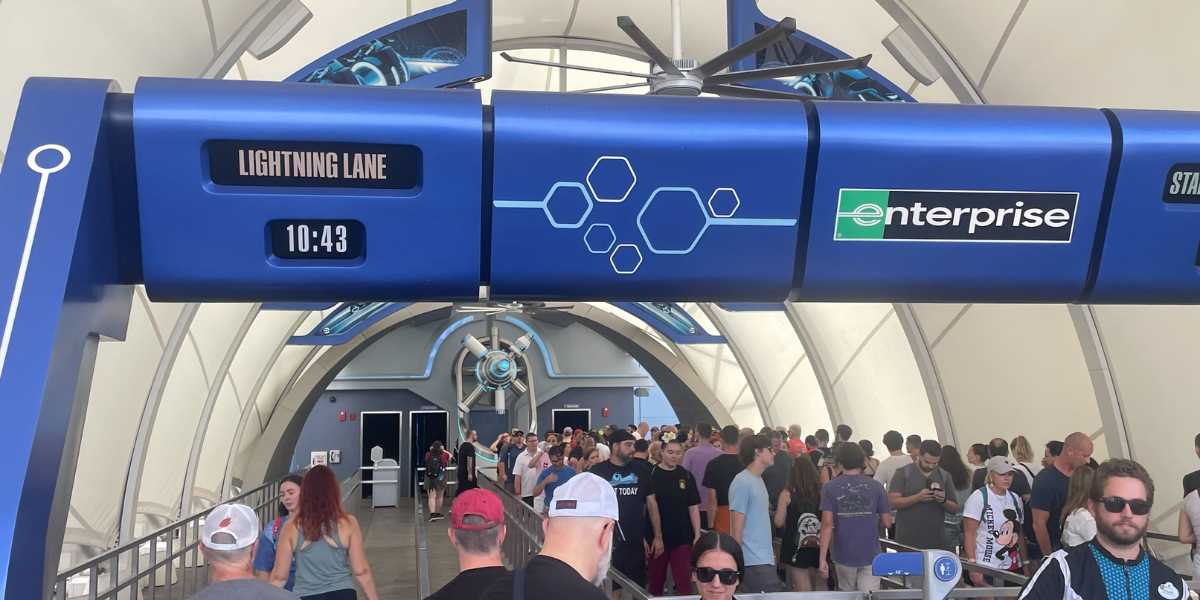 TRON Lightcycle / Run Lightning Lane entrance