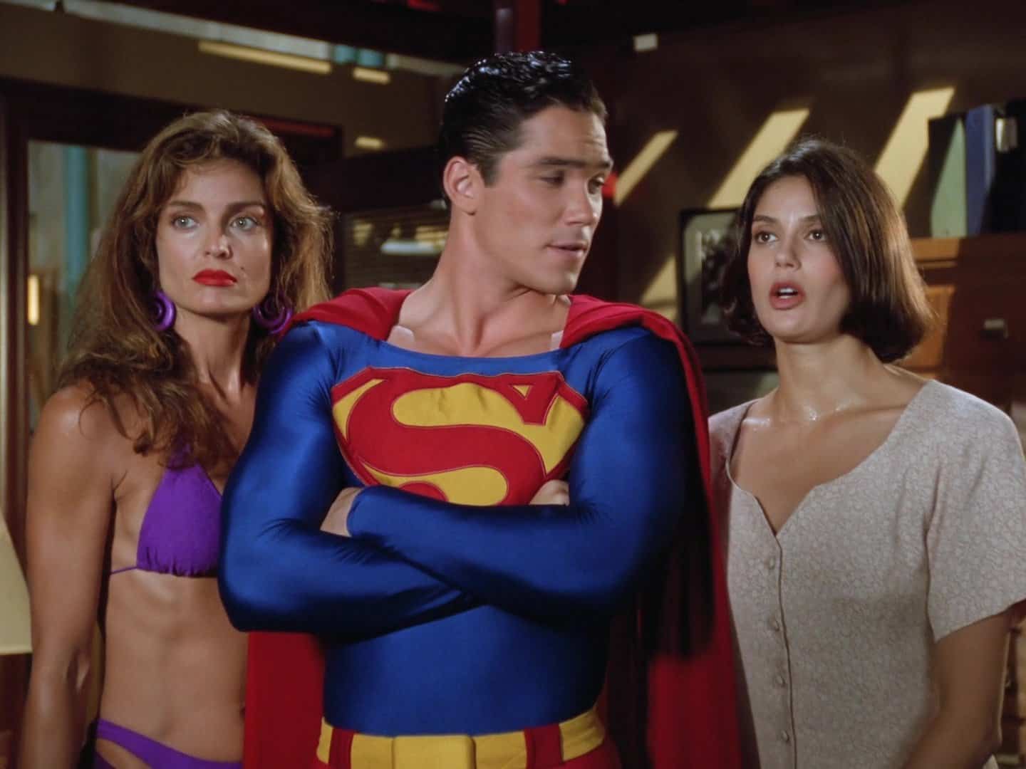 Dean Cain and Teri Hatcher in Lois & Clark The New Adventures of Superman