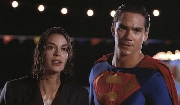 Dean Cain and Teri Hatcher in Lois & Clark The New Adventures of Superman
