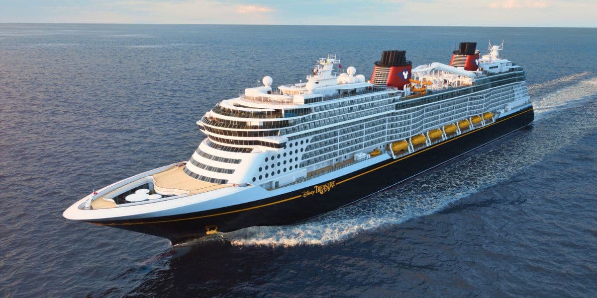A large Disney Cruise Line ship at sea
