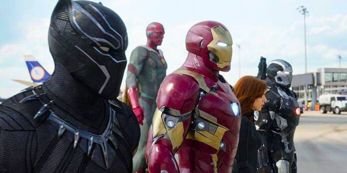 Iron Man's side hero lineup during Captain America: Civil War, (left to right) Black Panther, Vision, Iron Man, Black Widow, and War Machine