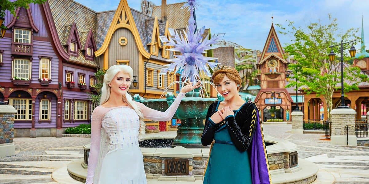 Elsa and Anna in the World of Frozen at Hong Kong Disneyland